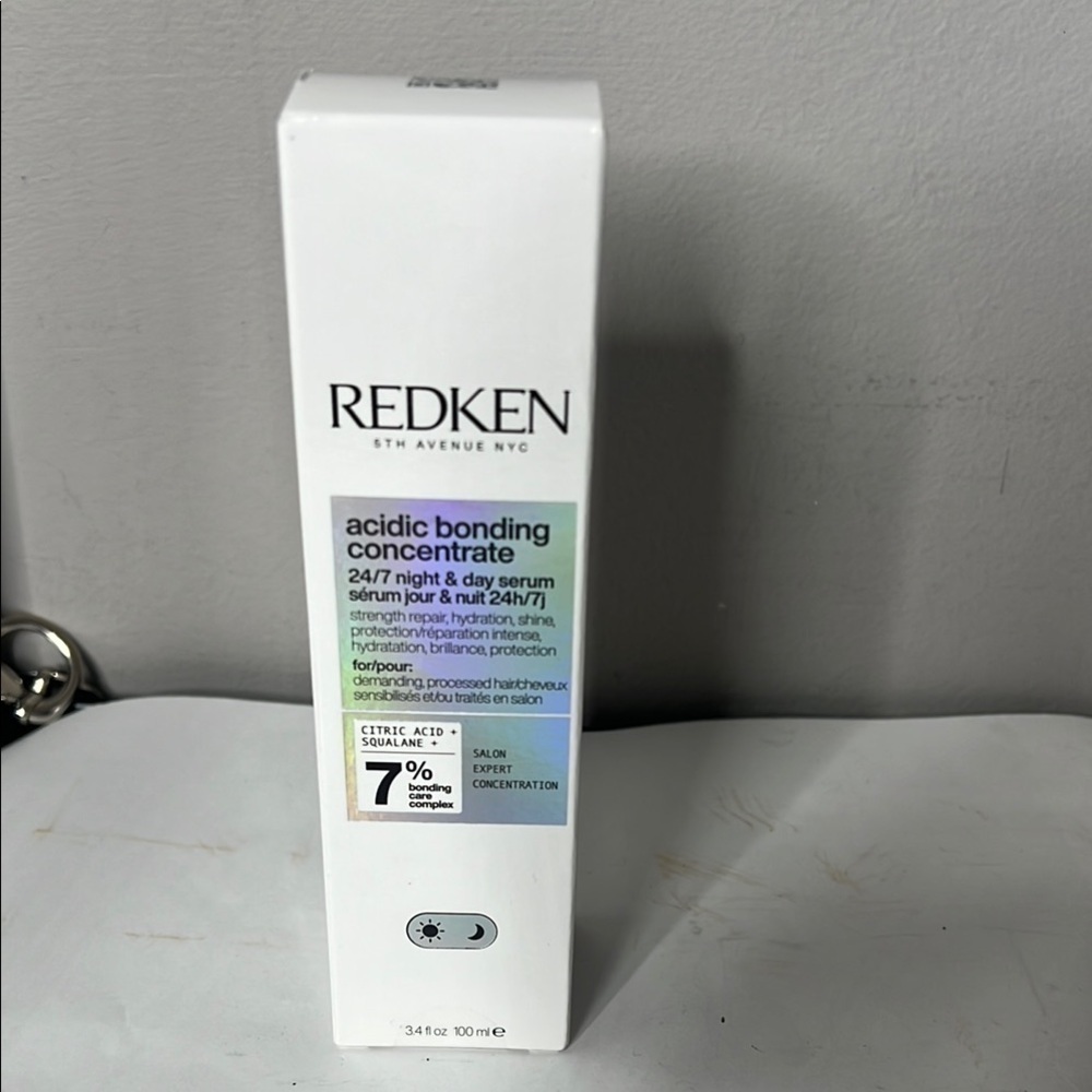 Redken Acidic Bonding Concentrate 24/7 Night Day Serum 7% Citric Acid Squalene